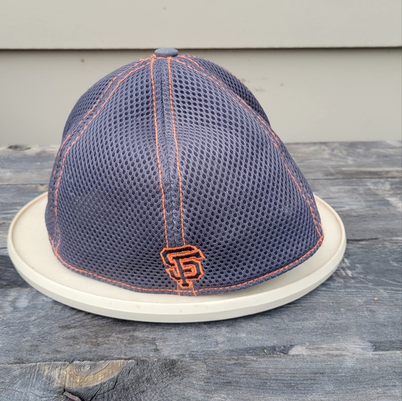 SF Giants baseball hat - Picture 6 of 7
